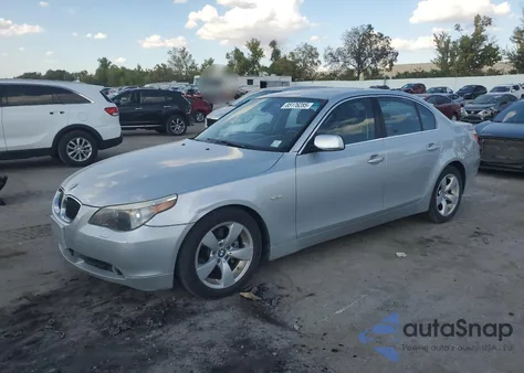 2007 BMW 525 I z USA, uszkodzony, nr VIN WBANE53527CW66049